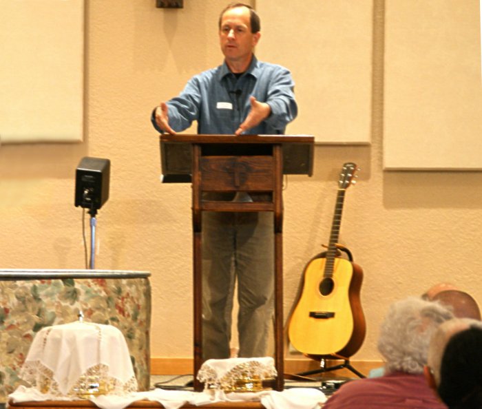 Pastor David Dunaway speaks on Communion - "Deepening New Life" - 5/2/10