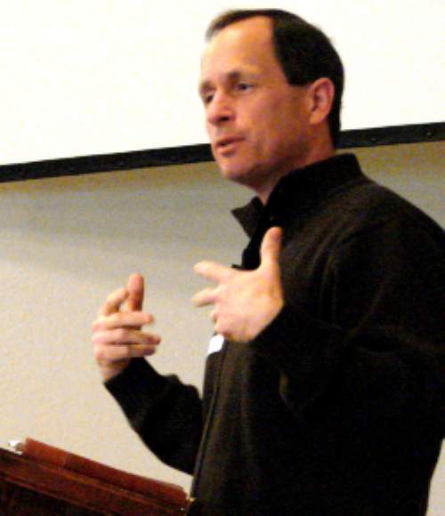 Pastor David Dunaway preaching "How to Save a Life" - 4/5/09