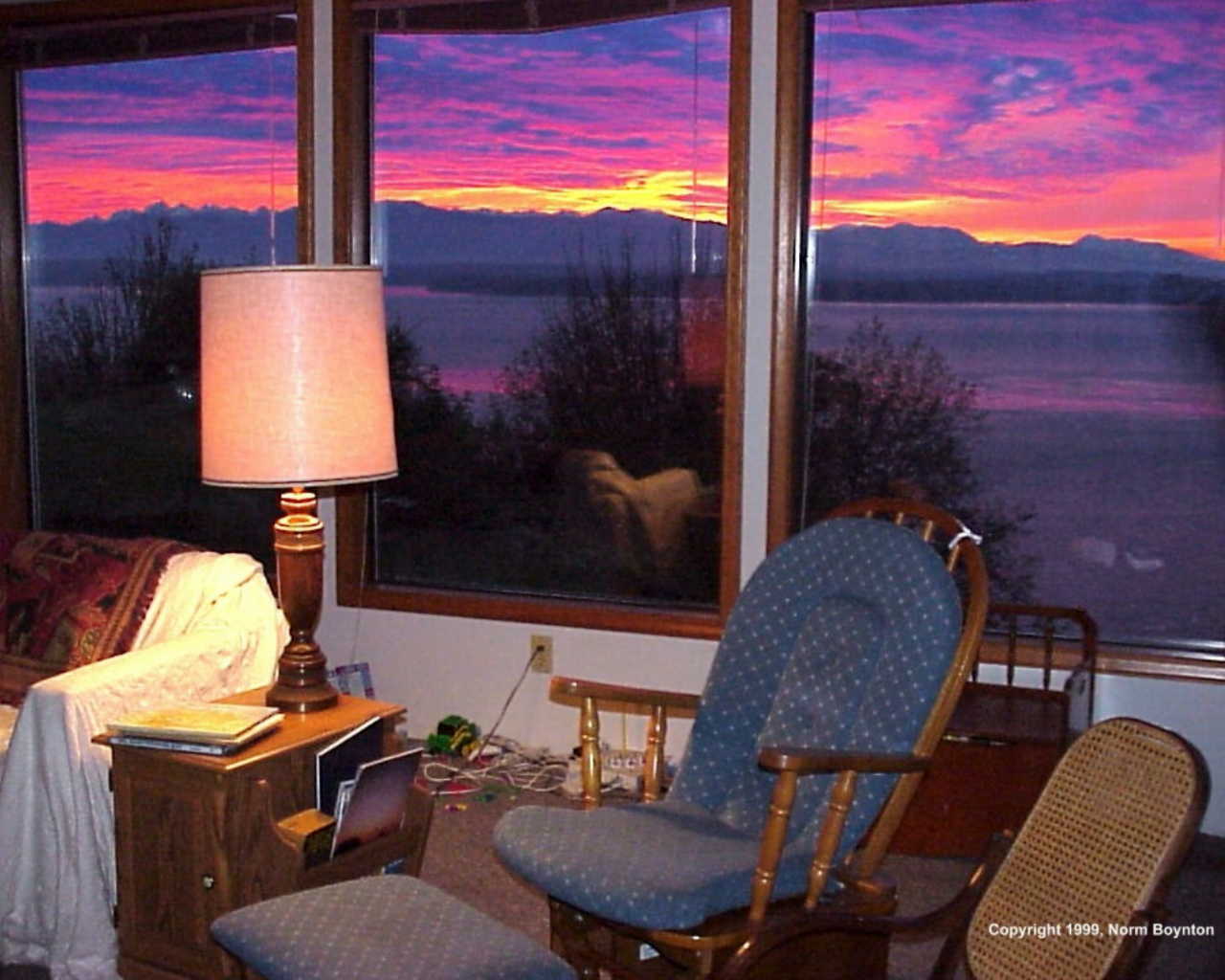 Wallpaper Photo - "Living Room Sunset" (1280x1024)