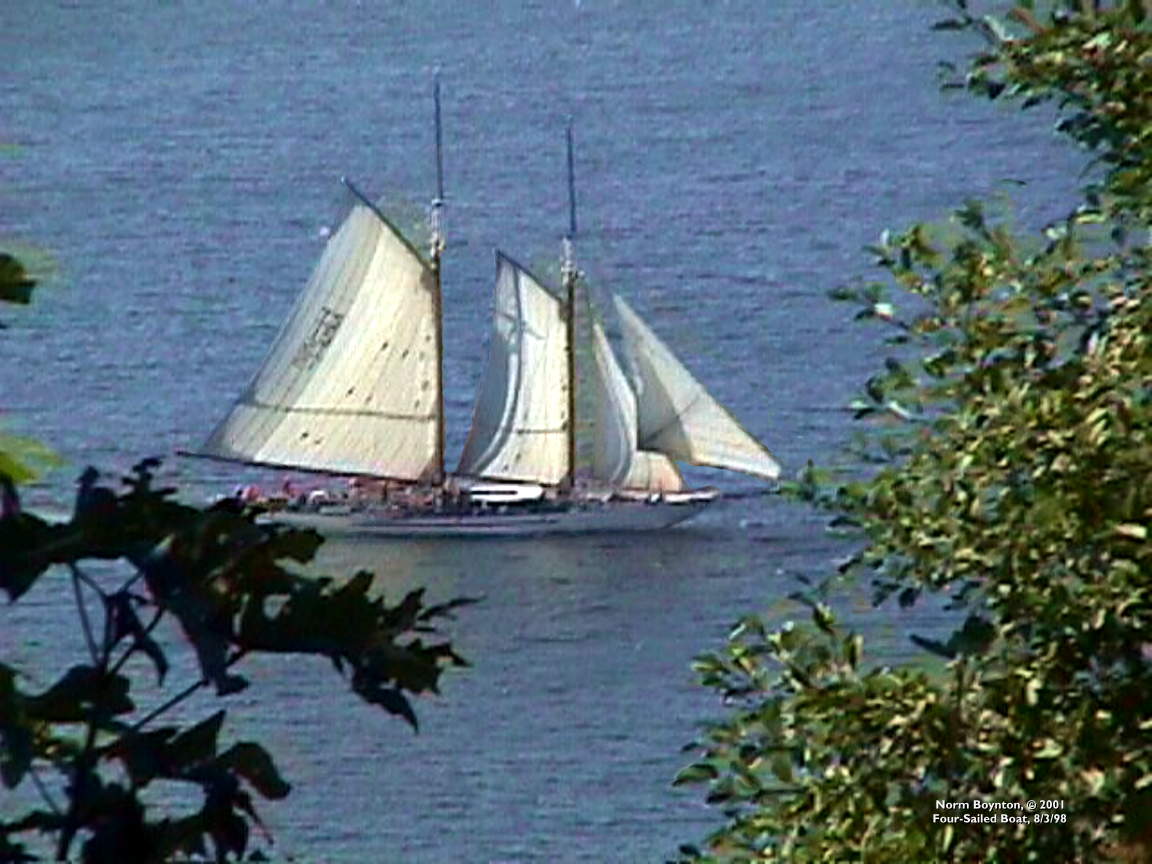 Wallpaper Photo - "Four-Sailed Boat" - 1152 x 864