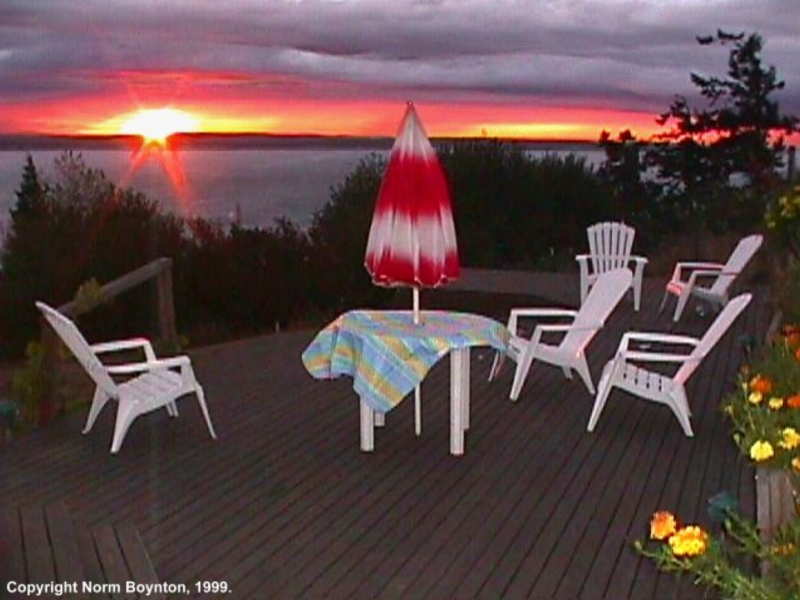 Sunset and Our Deck - 800x600