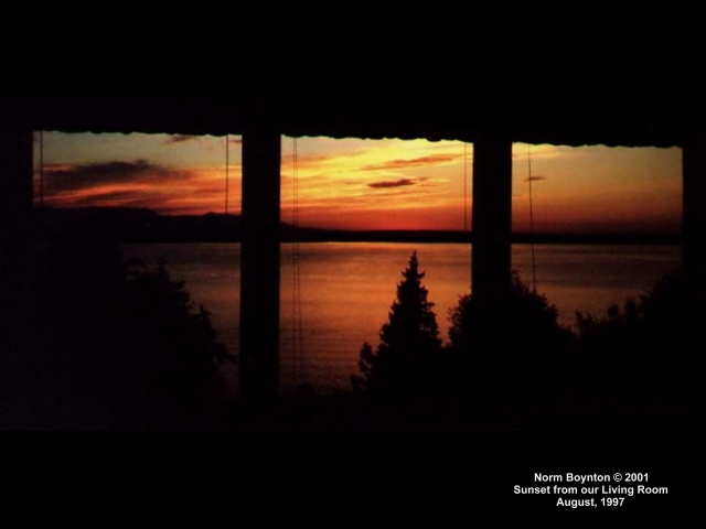 Wallpaper Photo - "Sunset from Living Room" ( 640 x 480 )