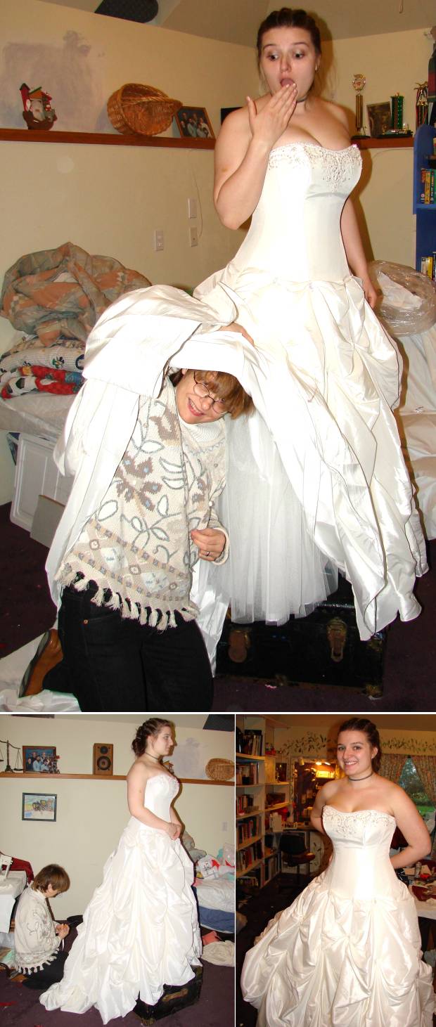 Constanze's Wedding Dress - 11/12/06